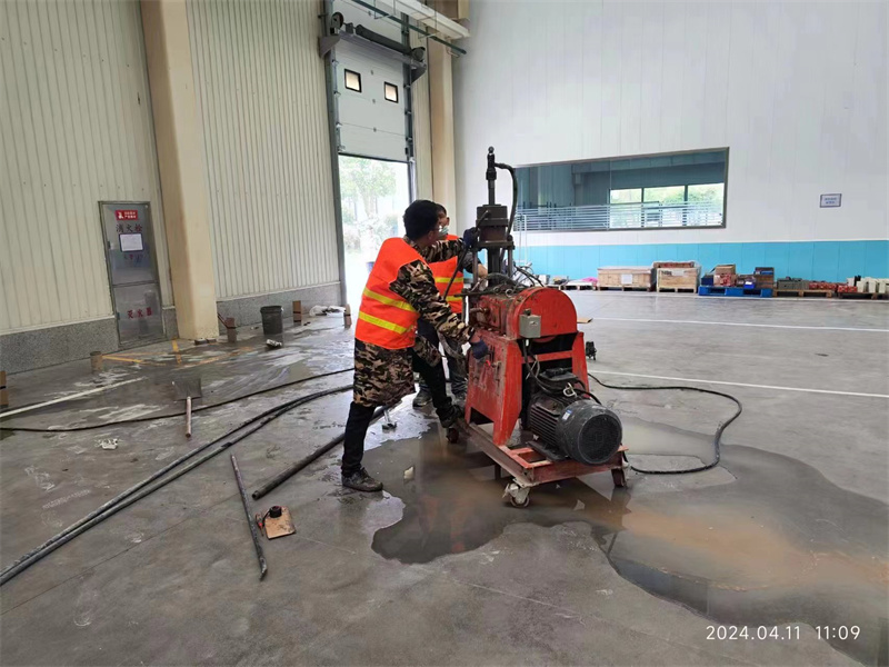 玄武厂房地面下沉塌陷注浆加固施工